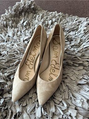 Sam Edelman toe pump